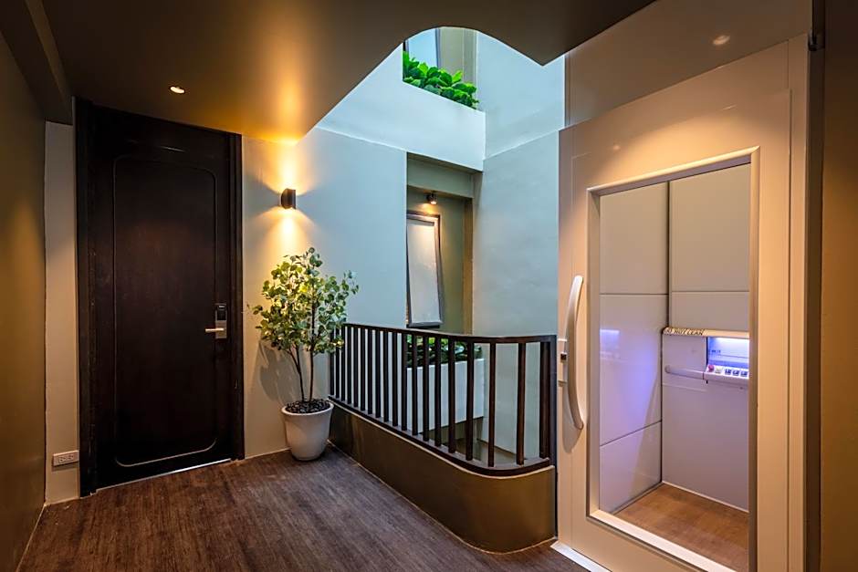 The Spades Private Residence