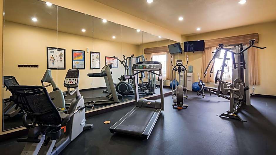 Best Western Plus Christopher Inn & Suites