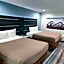 Travelodge by Wyndham Fullerton Near Anaheim