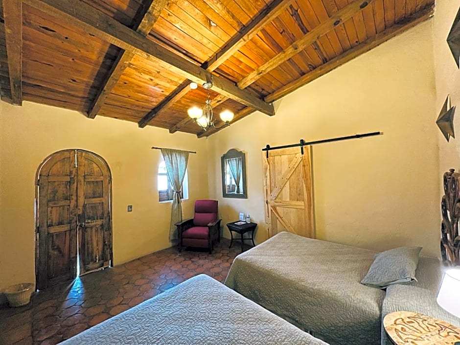 Hotel Parador Vernal
