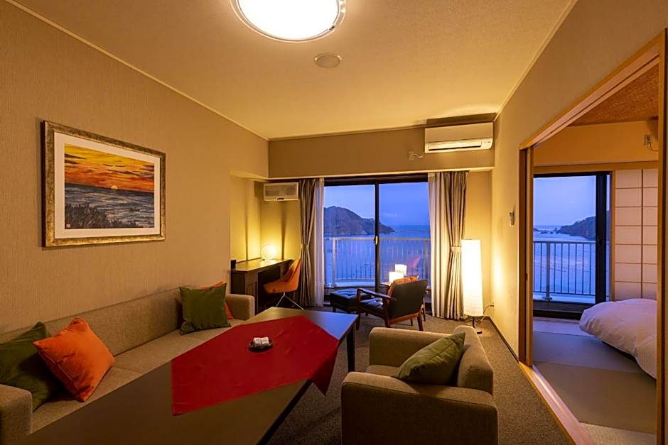 Photo 1 of 9 of Suite