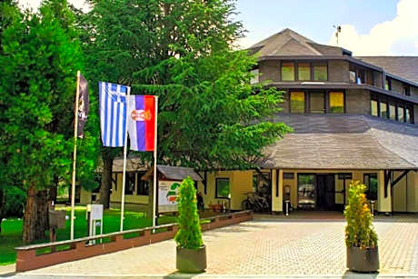Hotel Junior