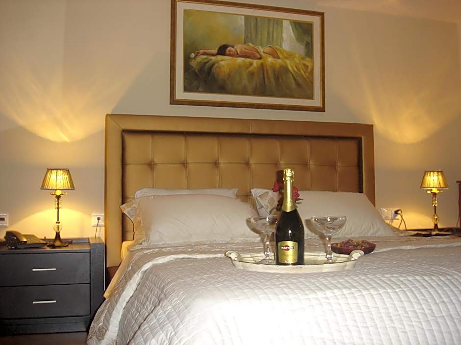 Epavlis Meteora Suites Hotel