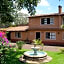 Villa Patzcuaro Garden Hotel & RV Park