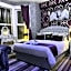 Delovely Hotel