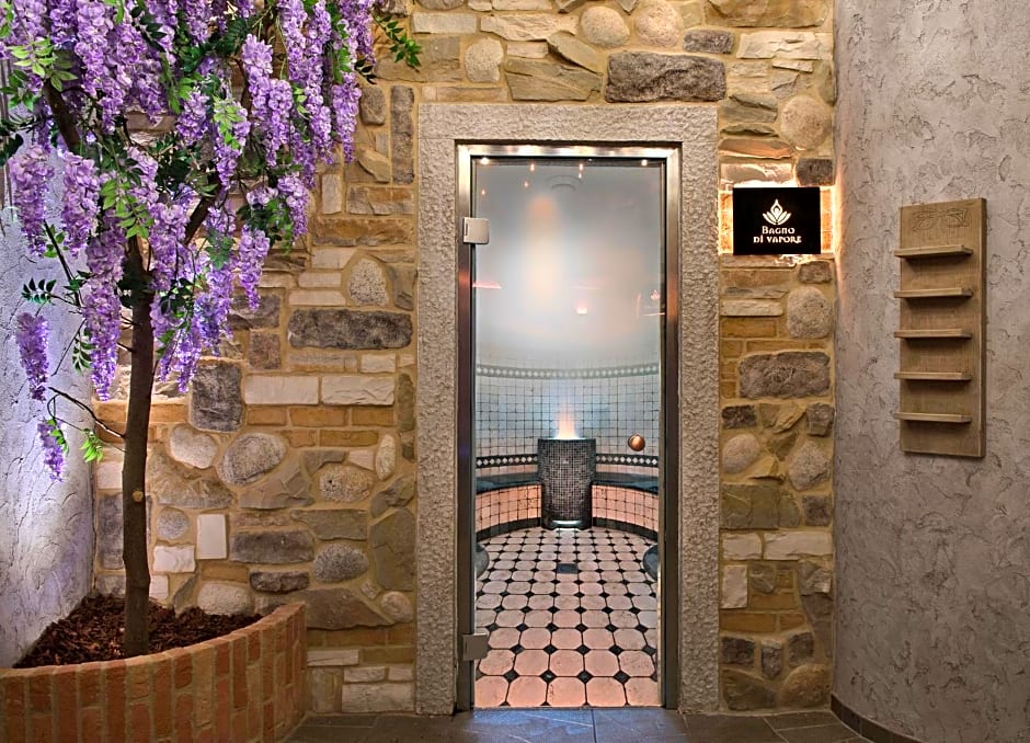 Tritone LUXURY HOTEL THERMAE & SPA