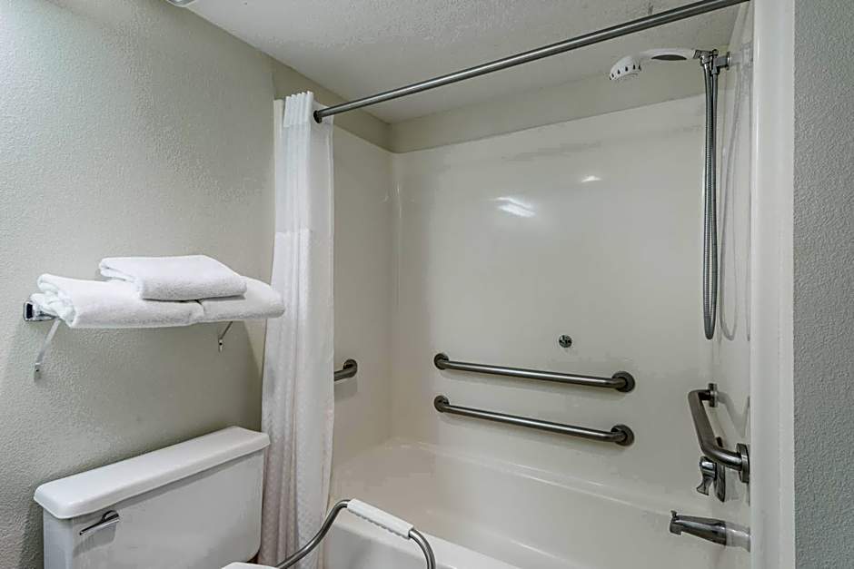 Baymont by Wyndham Osage Beach