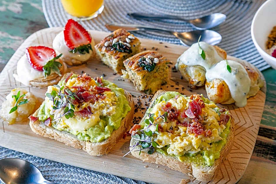 Pousada Rosa 08 - Café da manhã Gourmet, Suítes com Banheira a 150m do Centrinho da Praia do Rosa