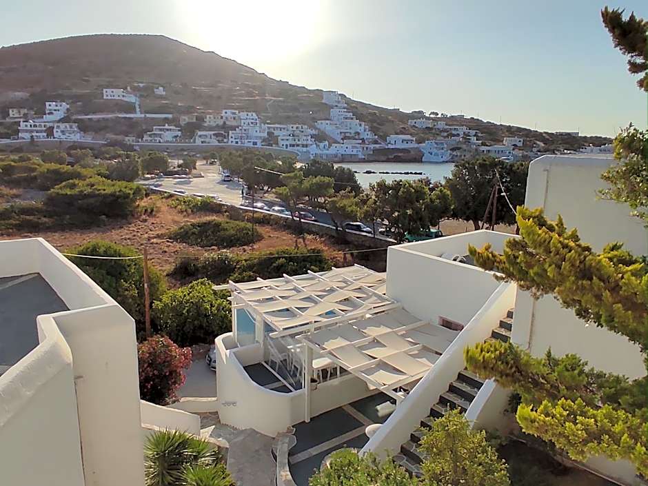 Porto Sikinos Hotel