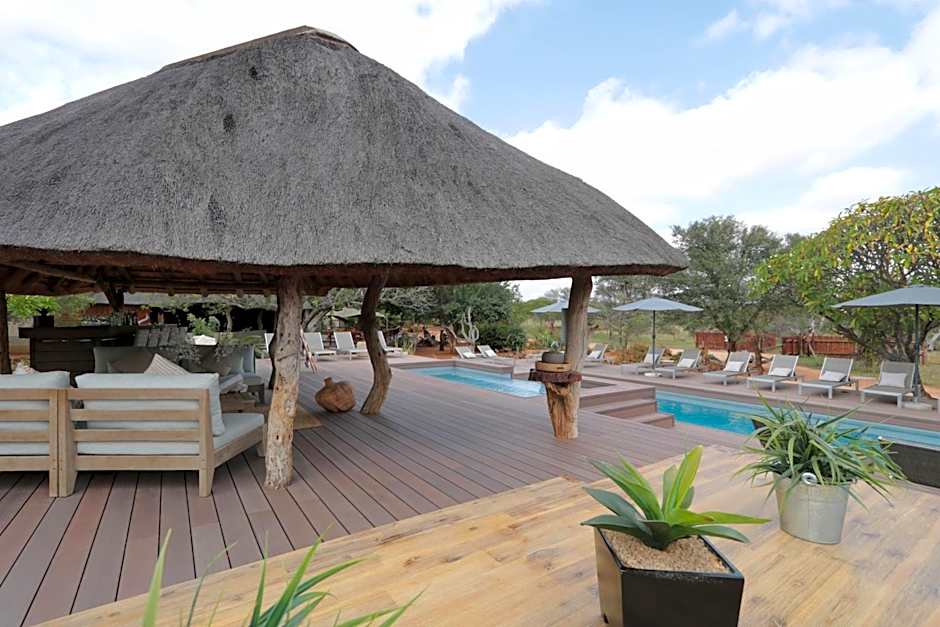 Tshukudu Game Lodge