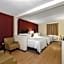 Red Roof PLUS & Suites Opelika