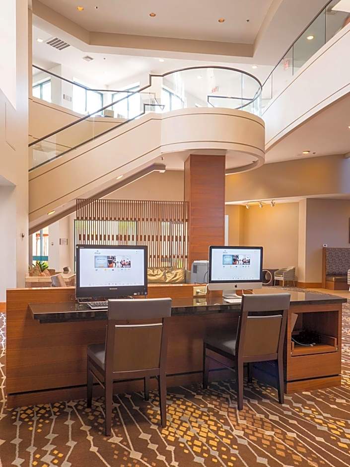 Hilton Phoenix Airport