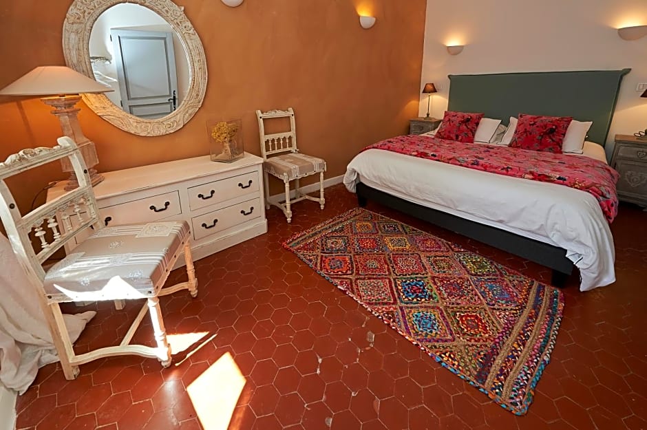 La Grande Maison De Nans