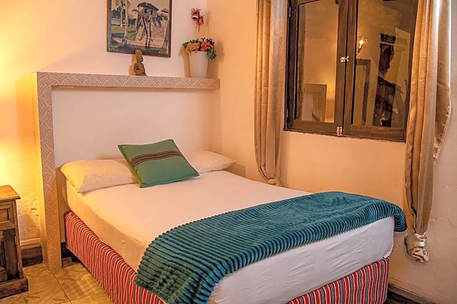 Nikikot Hotel & Hostel