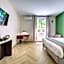 Hotel Le Blason de Provence