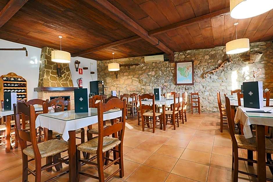 Tugasa Hotel y Apartamentos rurales La Posada