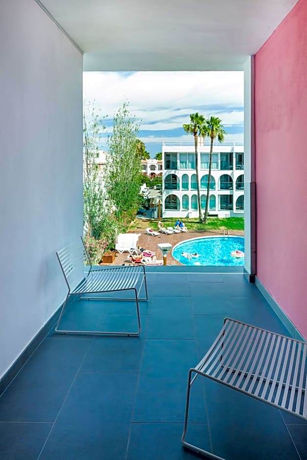 Ebano Hotel Apartments & Spa