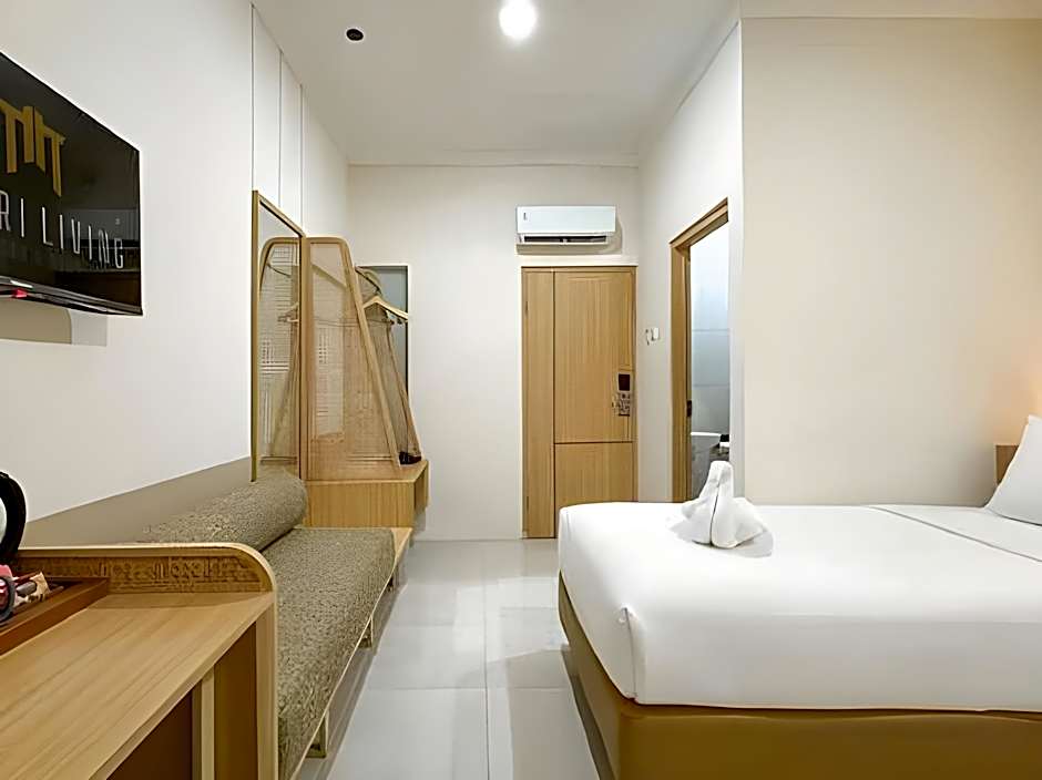 Masri Living by Daphna Management