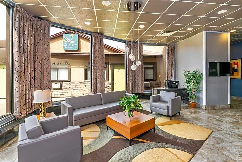Quality Inn & Suites