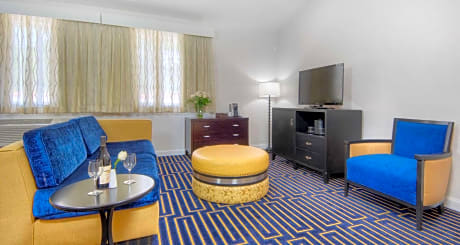 King Suite with Roll-In Shower and Sofa Bed - Mobility Accessible/Non-Smoking