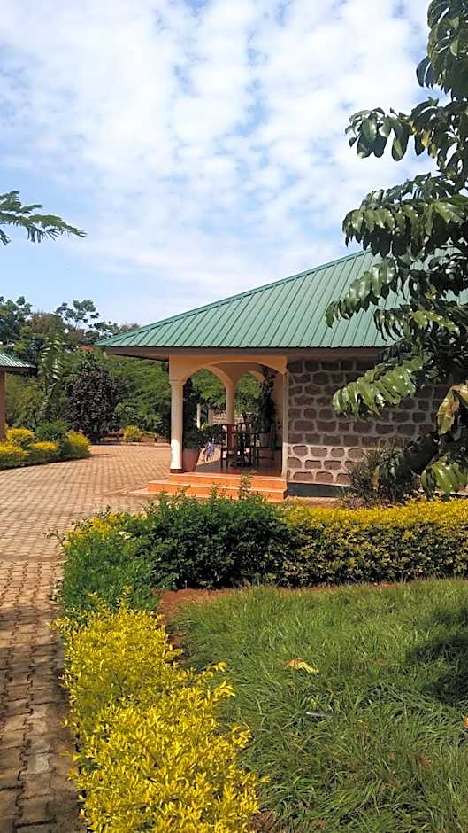 Maktau Mountain Lodge