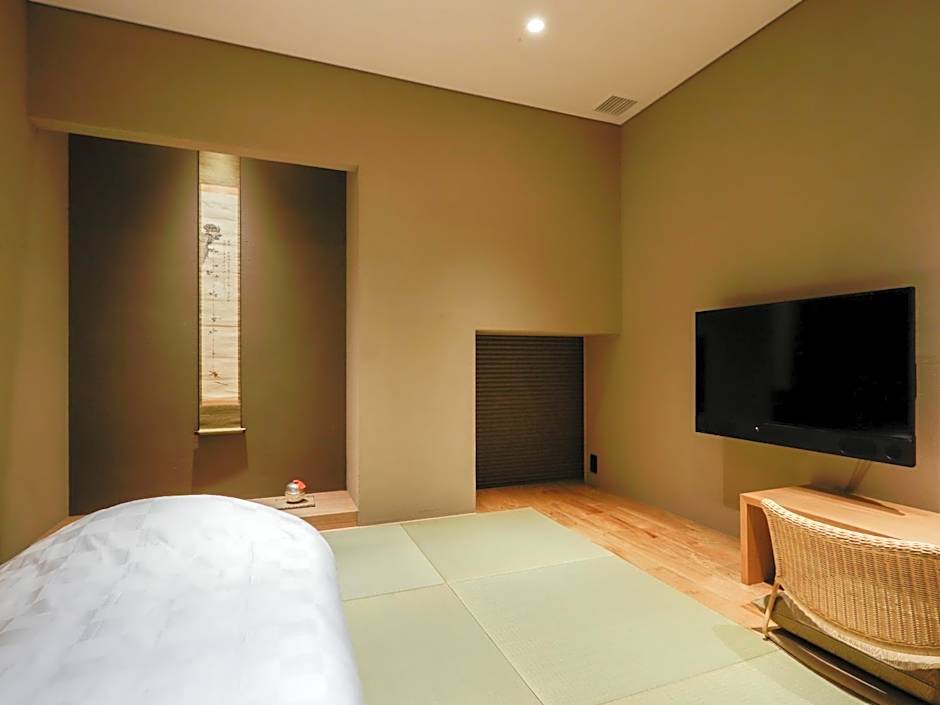 Kaminarimon Ryokan