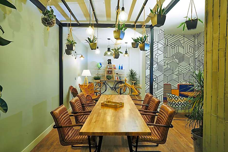 Blue Bottle Boutique Hotel