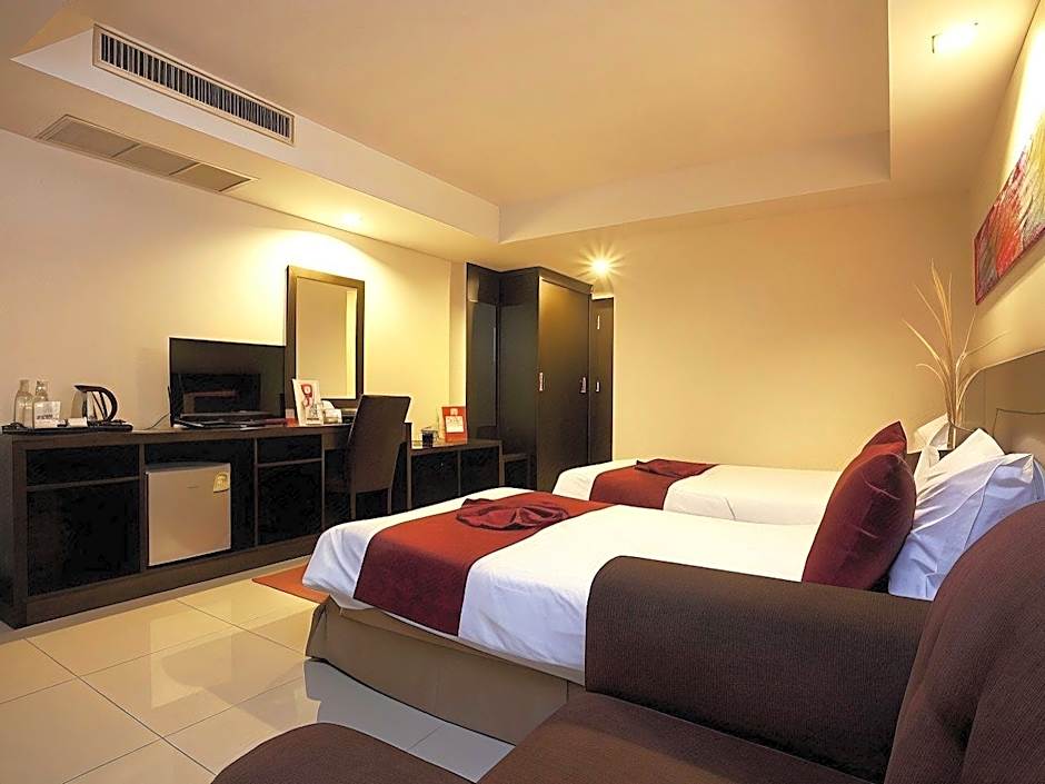 Sinsuvarn Airport Suite Hotel