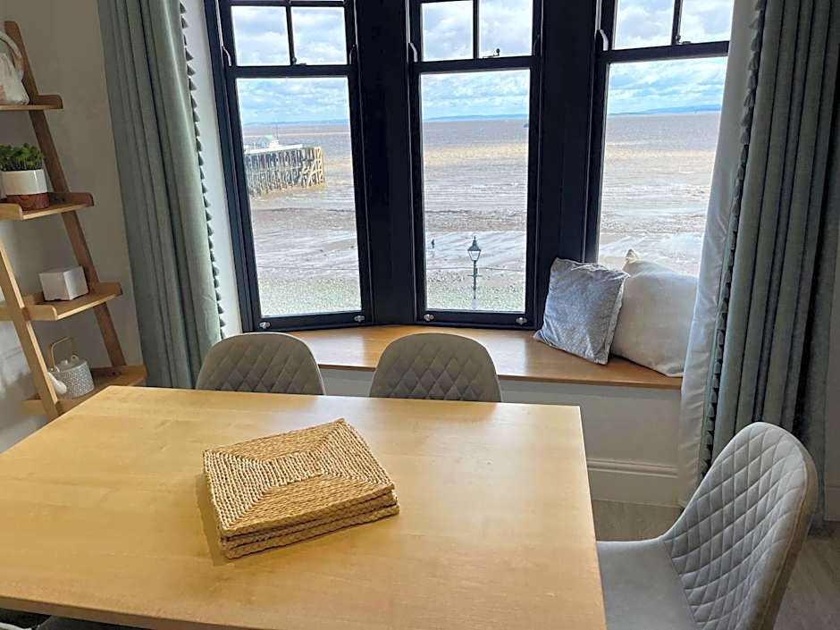 Beachcliff Rooms & Apartments