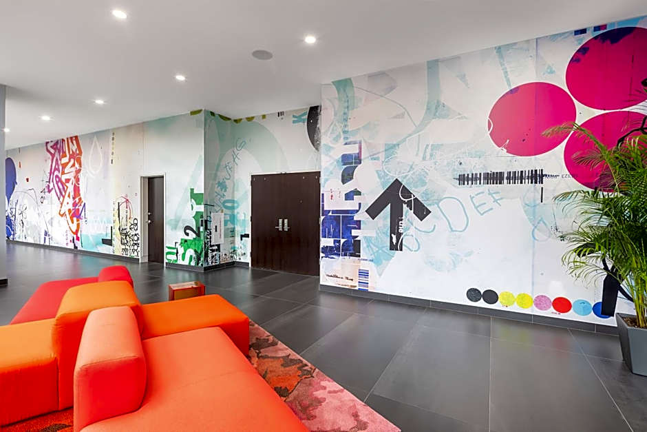 Hampton Inn & Suites Rochester Downtown