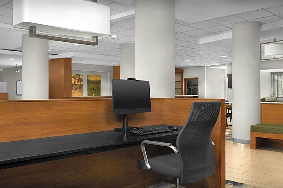 Fairfield Inn & Suites by Marriott Fayetteville North