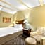  Best Western Coach House