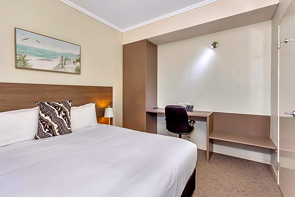 New Haus by Hougoumont Hotel, former Bannister 22