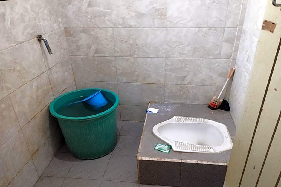 OYO Life 93403 Penginapan Adinda