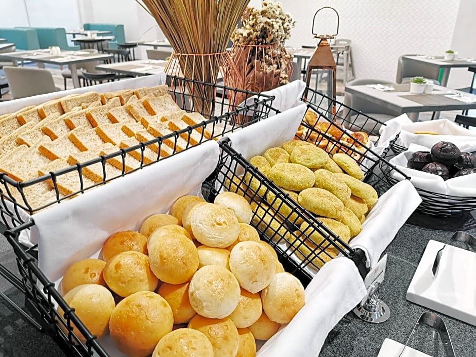 Park Inn by Radisson Iloilo