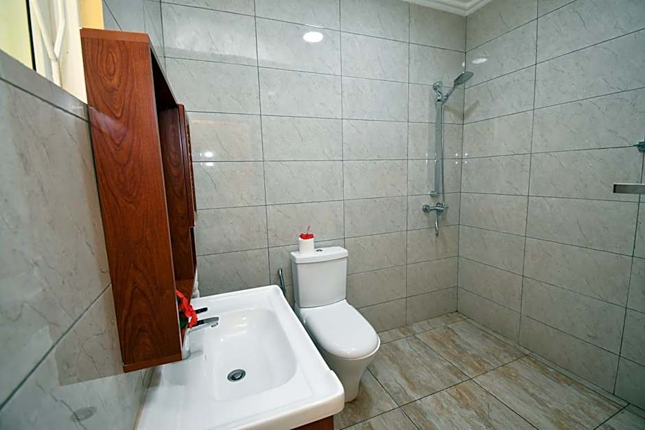 Reef Holiday Apartments