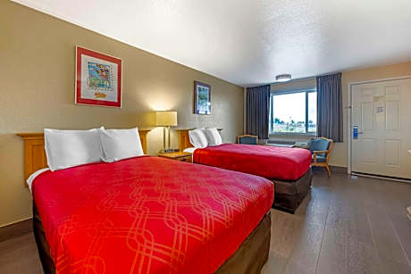 2 Double Beds, Nonsmoking