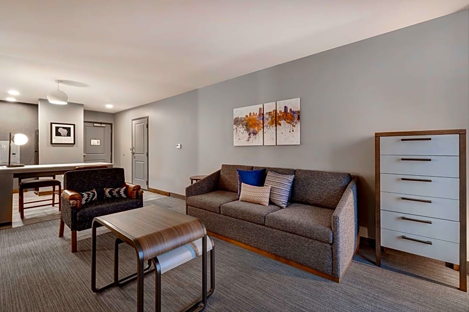 Homewood Suites by Hilton Oak Creek Milwaukee
