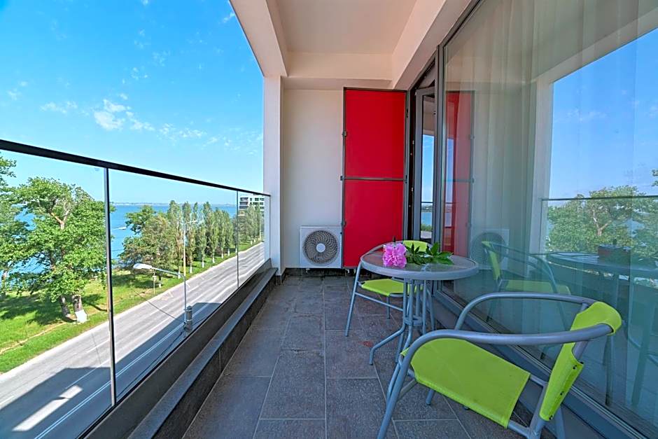 Tomis Garden Apartments Mamaia