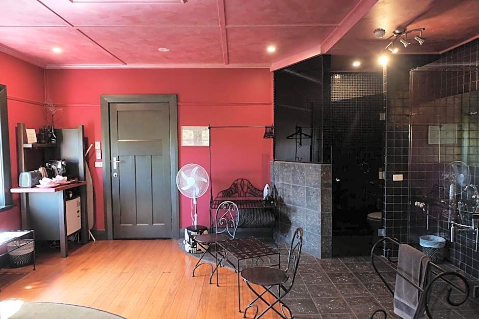 Oakdene Vineyards Guesthouse