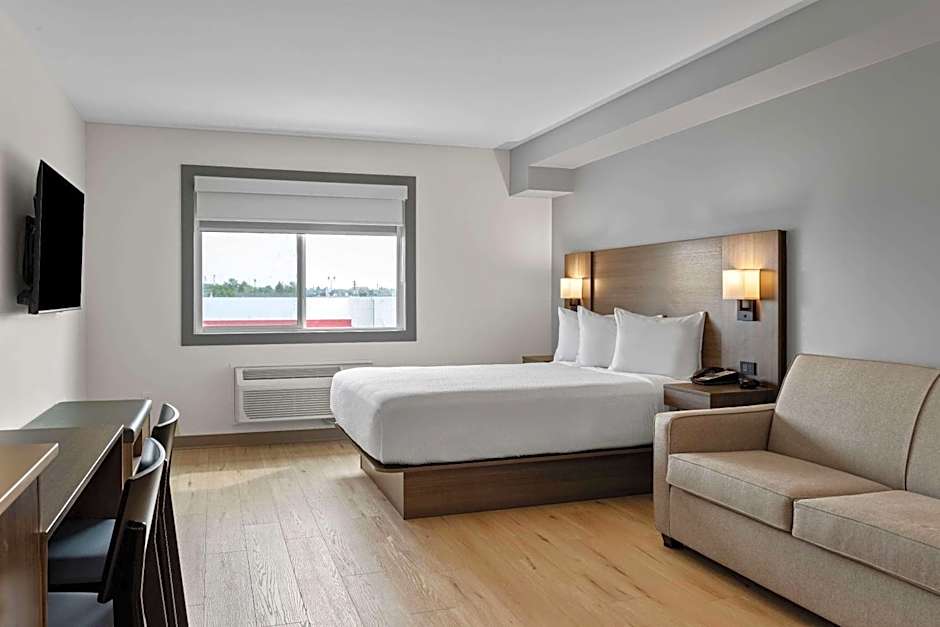 Days Inn by Wyndham Steinbach