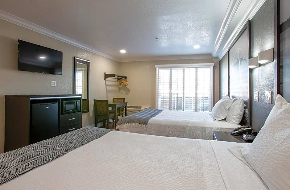 ELEV8 HOTEL LOS ANGLES, LAXA 