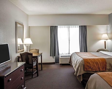 Queen Room with 2 Queen Beds - Disability Access/Non-Smoking