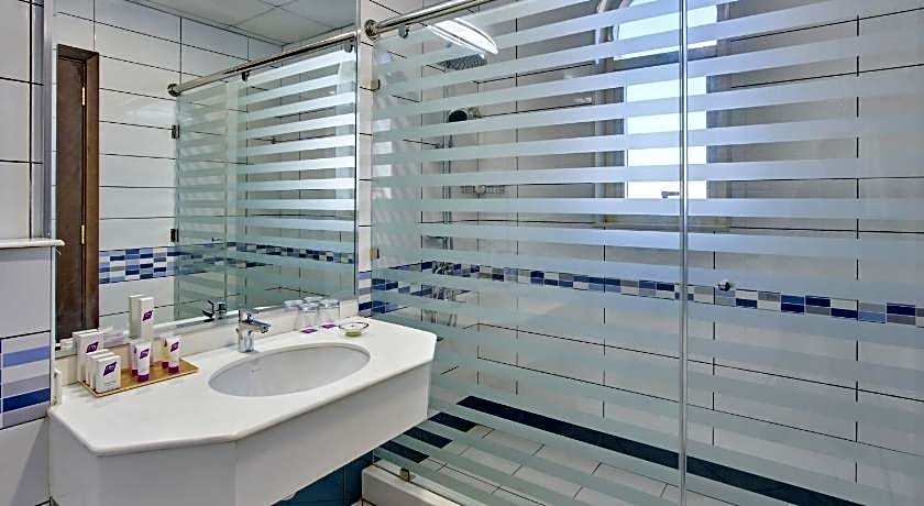 TIME Express Hotel Al Khan