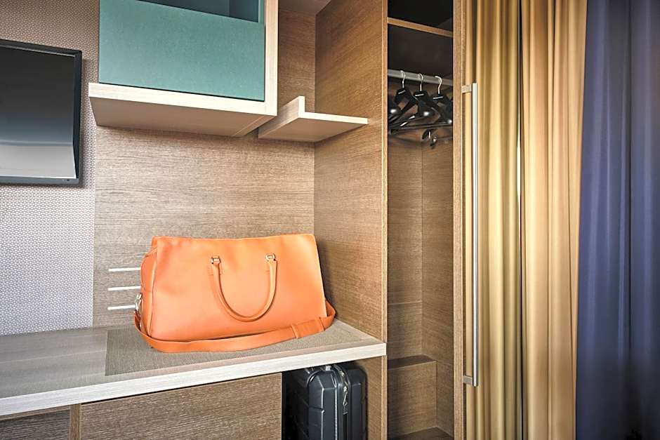 Mercure Rome Colosseum Centre