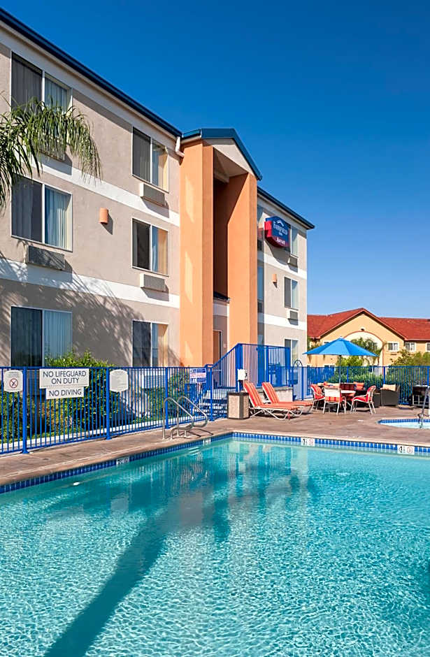 Fairfield Inn by Marriott Santa Clarita Valencia