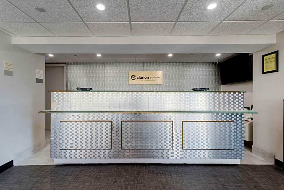 Clarion Pointe McDonough