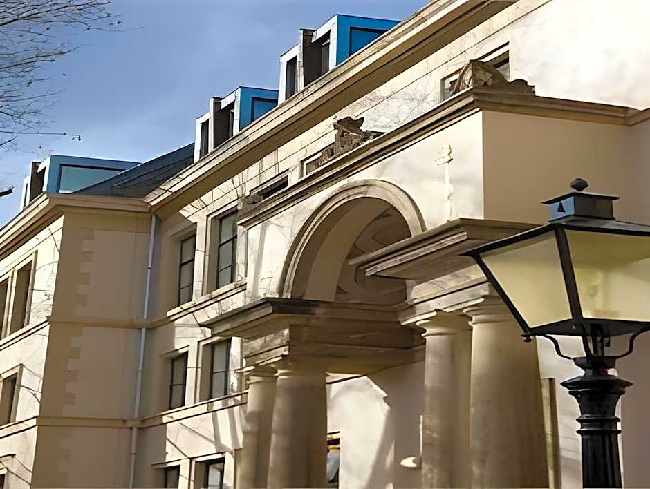 Court Hotel Utrecht City Centre
