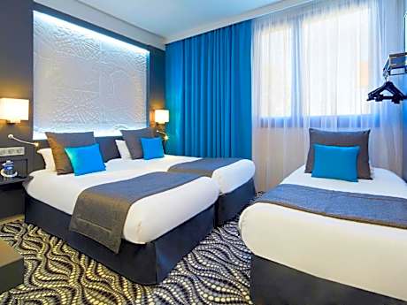 3 Single Beds