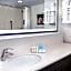 Hampton Inn & Suites Kansas City-Country Club Plaza